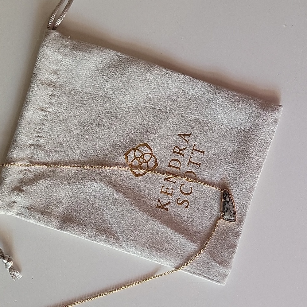 Kendra Scott Stone Necklace
